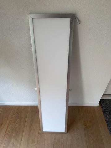 Led bak beschikbaar voor biedingen