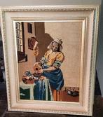 Geborduurd melkmeisje in mooie lijst., Huis en Inrichting, Minder dan 50 cm, Gebruikt, Ophalen of Verzenden, Minder dan 50 cm