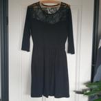 In nieuwstaat leuk zwart jurkje maat L, Kleding | Dames, Jumpsuits, Ophalen, Only, Zwart, Maat 42/44 (L)