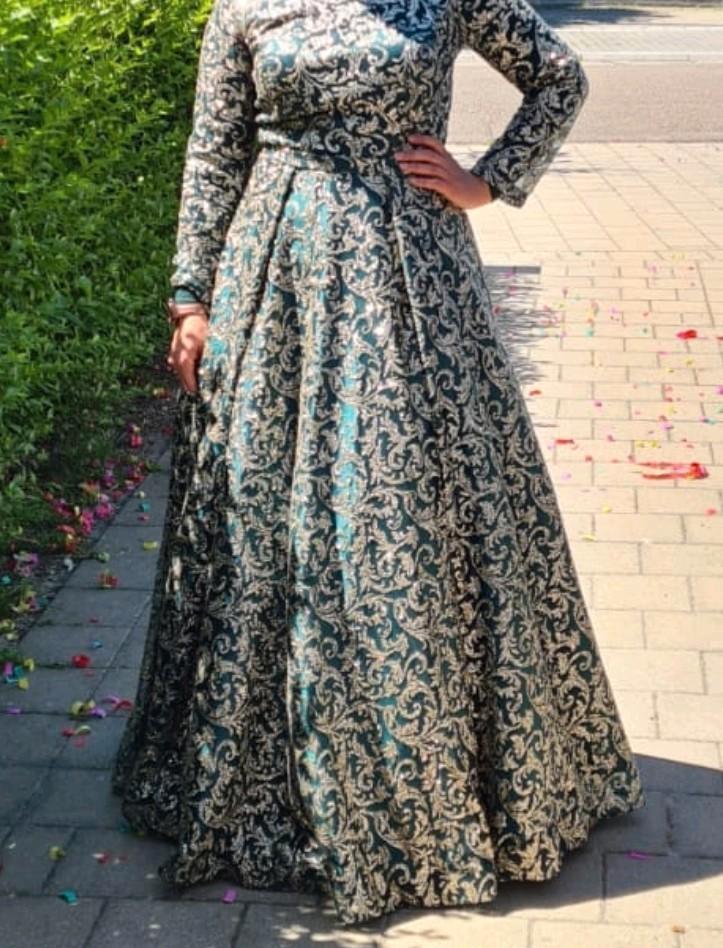 Groen Gouden Gala Jurk / Hennajurk NIEUW, Kleding | Dames, Jurken, Nieuw, Maat 42/44 (L), Groen, Onder de knie, Ophalen of Verzenden