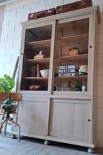 Vintage/Antieke zandkleurige winkelkast, Brocante buffetkast, 200 cm of meer, 150 tot 200 cm, Ophalen of Verzenden, 25 tot 50 cm