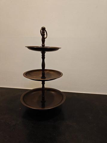 etagère metaal beschikbaar voor biedingen