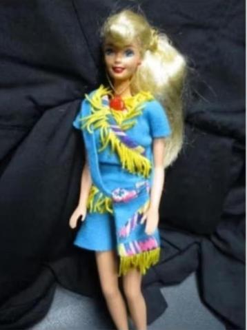 1996 VINTAGE BARBIE STYLE SUPER MOOIE STAAT beschikbaar voor biedingen