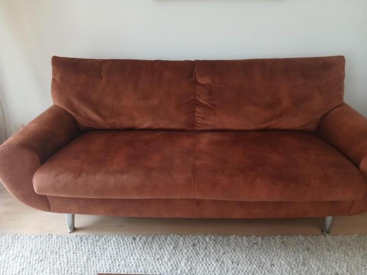 Mooie 2 zits Leolux bank, Huis en Inrichting, Banken | Bankstellen, Zo goed als nieuw, Rechte bank, Tweepersoons, 150 tot 200 cm