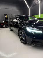 Volvo V40 1.5 T3 152PK 2019, Auto's, Volvo, 1498 cc, 4 cilinders, 700 kg, Alcantara