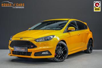 Ford Focus ST-3 2.0 250pk PERFORMANCE PACK |Sony|Apple Carpl beschikbaar voor biedingen
