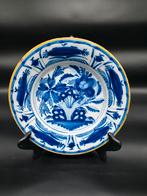 Delfts aardewerk bord, blauw/geel, 18e eeuw, Ophalen of Verzenden