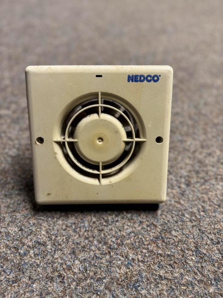 NEDCO ventilator – compacte muurventilator / afzuiger, Doe-het-zelf en Verbouw, Ventilatie en Afzuiging, Gebruikt, Ventilator en Afzuiger