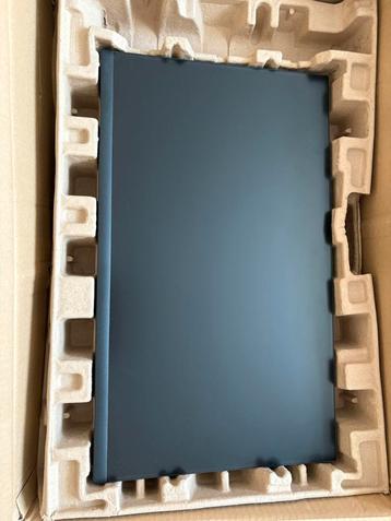 Dell P2422H 24” monitor + toetsenbord beschikbaar voor biedingen