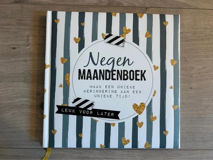 Invulboek Negen maandenboek, Boeken, Zwangerschap en Opvoeding, Nieuw, Ophalen of Verzenden
