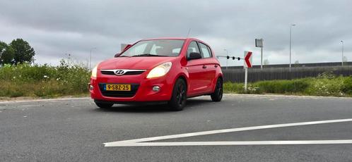 Hyundai i20 1.2 5-DRS 2012 Rood, Auto's, Hyundai, Particulier, i20, ABS, Airbags, Airconditioning, Centrale vergrendeling, Climate control