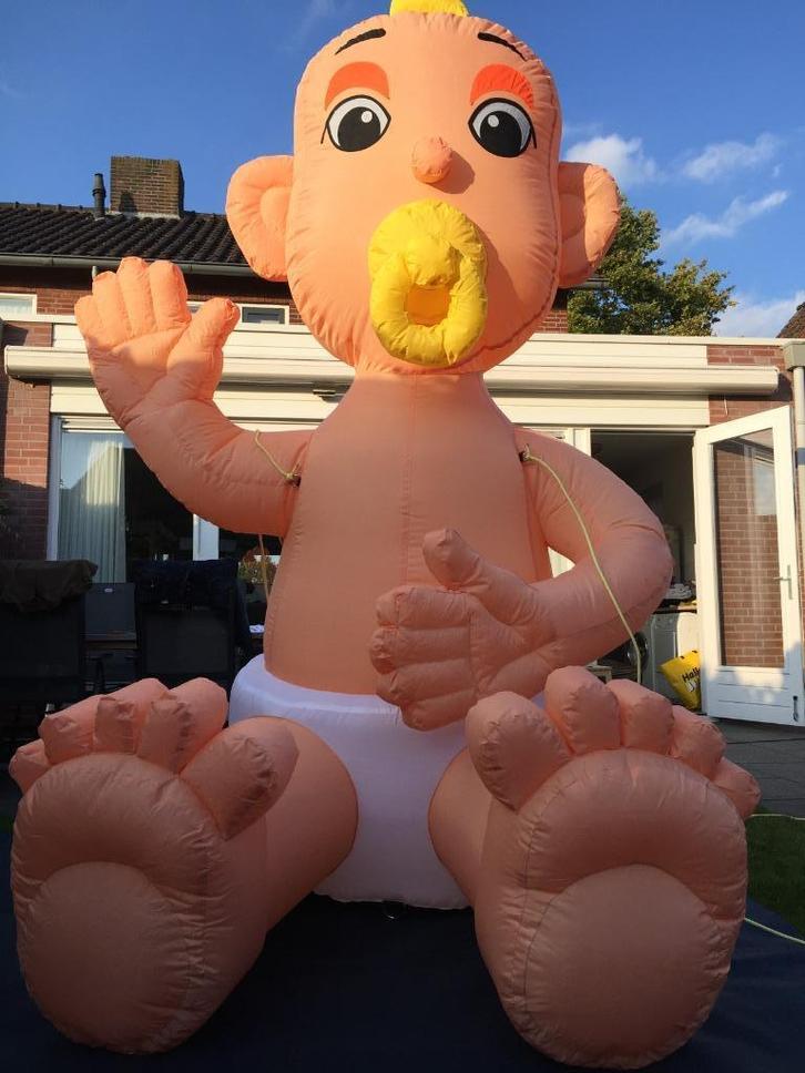 Opblaasbare Ooievaar, Opblaasbare Baby, Geboorte, Oldenzaal, Hobby en Vrije tijd, Feestartikelen | Verhuur, Nieuw, Geboorte of Huwelijk