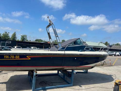 Wellcraft, Watersport en Boten, Motorboten en Motorjachten, Zo goed als nieuw, Polyester, 6 tot 9 meter, Diesel, Binnenboordmotor