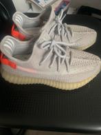 Yeezy 350, Ophalen of Verzenden, Zo goed als nieuw, Zwart