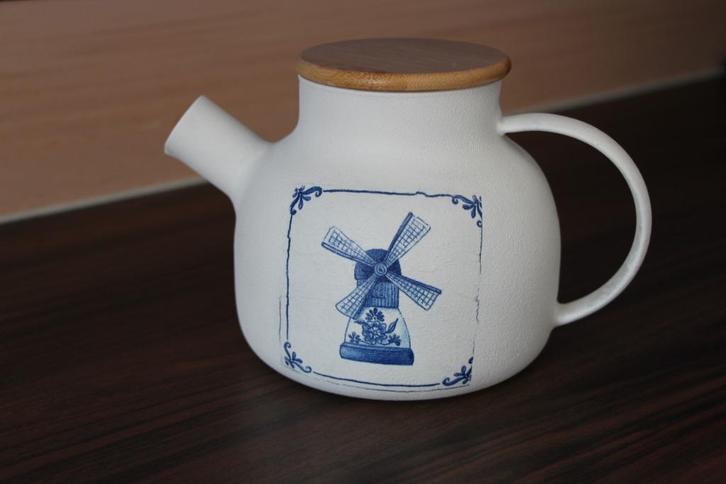 Delfts blauwe theepot met houten deksel – decoratief, Huis en Inrichting, Keuken | Servies, Nieuw, Overige typen, Overige stijlen