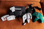 Nintendo 64 inclusief 2 controllers en 2 games, Overige genres, Ophalen of Verzenden, Zo goed als nieuw, 3 spelers of meer