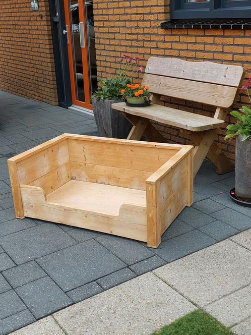 Prachtige houten hondenbed (grote hond), Dieren en Toebehoren, Hondenmanden, Zo goed als nieuw, Overige, Ophalen