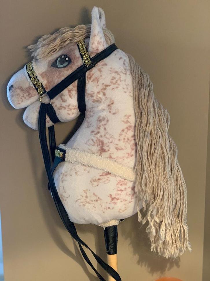 Hobbyhorse handgemaakt, Kinderen en Baby's, Speelgoed | Hobbelfiguren, Zo goed als nieuw, Ophalen