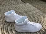 Witte Nike Hoge Sneaker Court Vision Mid Dames, Sport en Fitness, Basketbal, Schoenen, Ophalen of Verzenden, Zo goed als nieuw