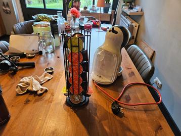 2x Koffiemachine Dolce Gusto en een moa beschikbaar voor biedingen