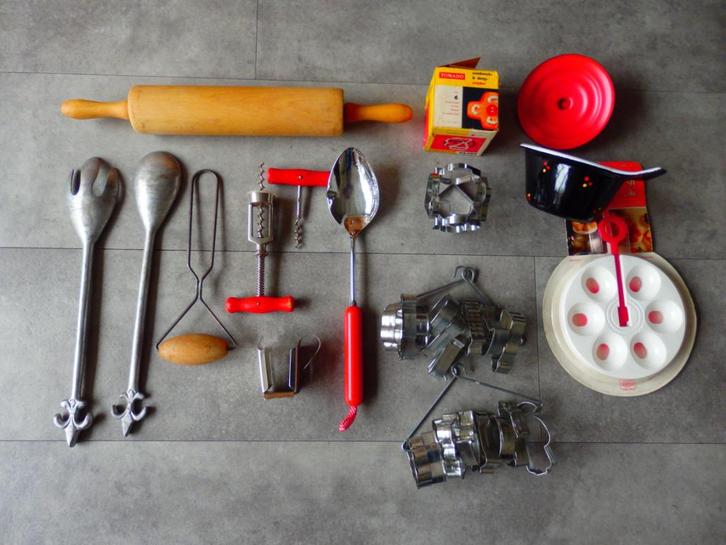 Grootmoeders Keuken spullen Keukengerei oa bakvorm emaille, Antiek en Kunst, Antiek | Keukenbenodigdheden, Ophalen of Verzenden