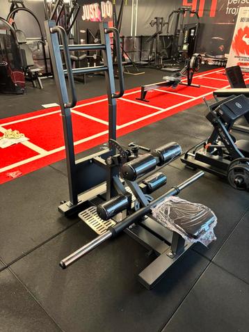 Standing Hip Thrust machine HIT Elite Fitness Machines NIEUW beschikbaar voor biedingen