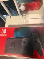 Nintendo Switch + 2 Hoesjes & Case, Spelcomputers en Games, Gebruikt, 2 spelers, Eén computer, Vanaf 7 jaar