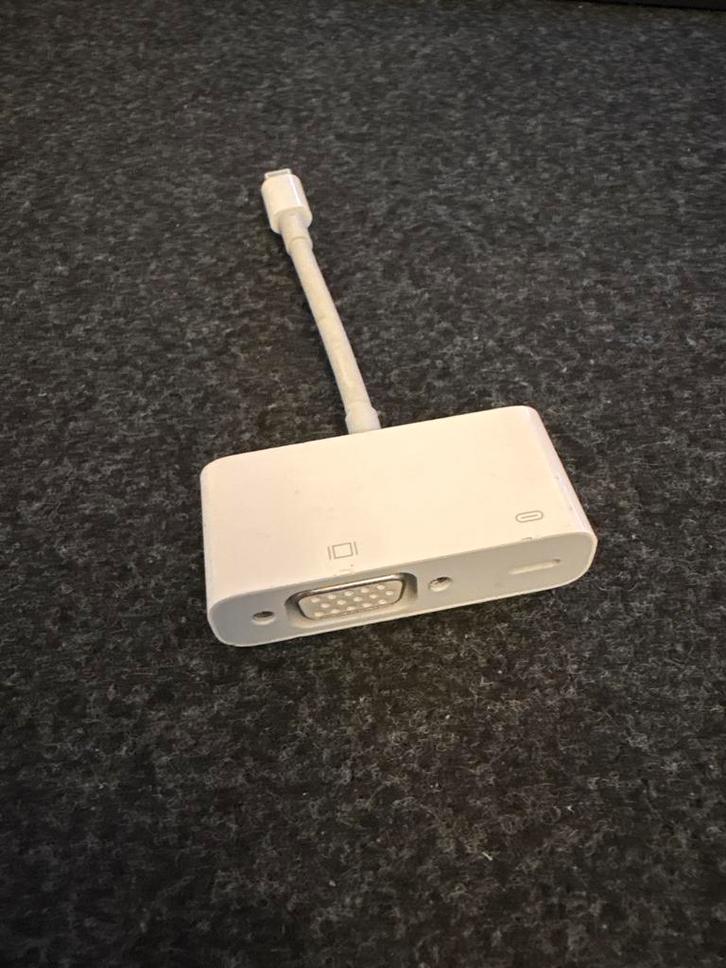 Apple Lightning naar VGA Adapter, Computers en Software, Dockingstations, Gebruikt, Tablet, Ophalen of Verzenden