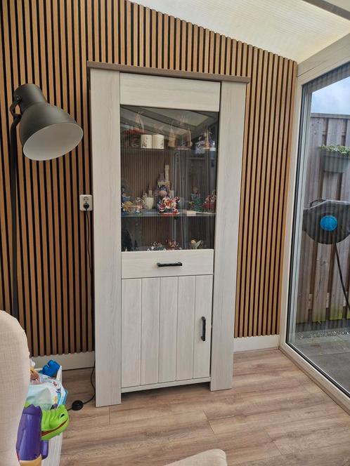 Vitrinekast cardiff haco, Huis en Inrichting, Kasten | Vitrinekasten, Zo goed als nieuw, 150 tot 200 cm, 50 tot 100 cm, 25 tot 50 cm