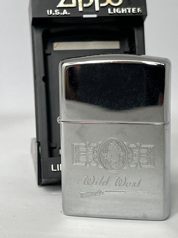 Zippo Wild-West Buffalo Gun 1995, Verzamelen, Rookartikelen, Aanstekers en Luciferdoosjes, Zo goed als nieuw, Aansteker, Verzenden