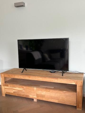 licht eiken tv-meubel met twee lades beschikbaar voor biedingen