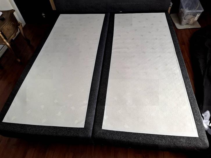 Boxspring, 2-persoons, donkergrijs gemailleerde stof, Huis en Inrichting, Slaapkamer | Boxsprings, Gebruikt, 180 cm, 200 cm, Tweepersoons