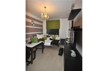 Klassieke Kroonluchter - Kunststof beschikbaar voor biedingen