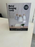 NIEUWE Hanglamp – Metaal met Houtlook (Scandinavisch desi, Ophalen, Nieuw, Metaal, 50 tot 75 cm