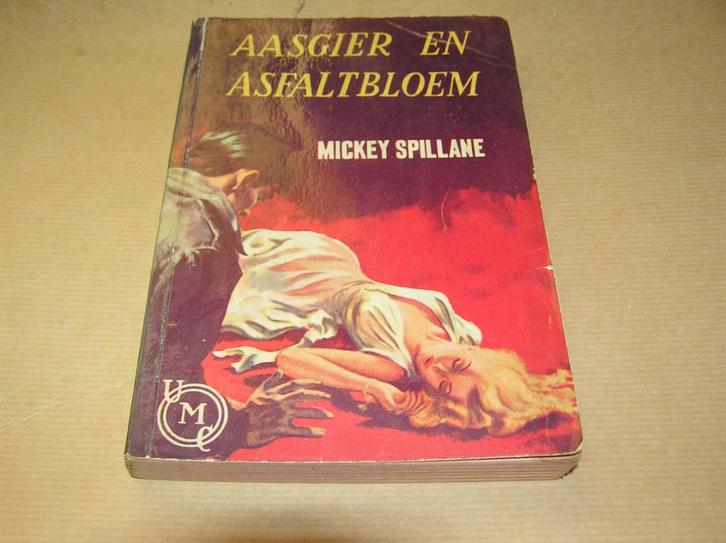 Aasgier en asfaltbloem- Mickey Spillane( UMC MS 2), Boeken, Detectives, Gelezen, Ophalen of Verzenden