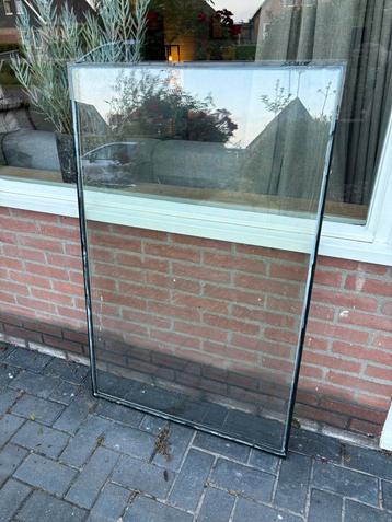 HR+++ glas 1 jaar oud. beschikbaar voor biedingen
