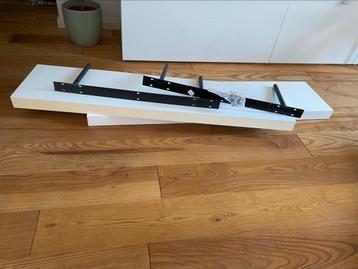 Ikea Lack wandplanken-2x beschikbaar voor biedingen