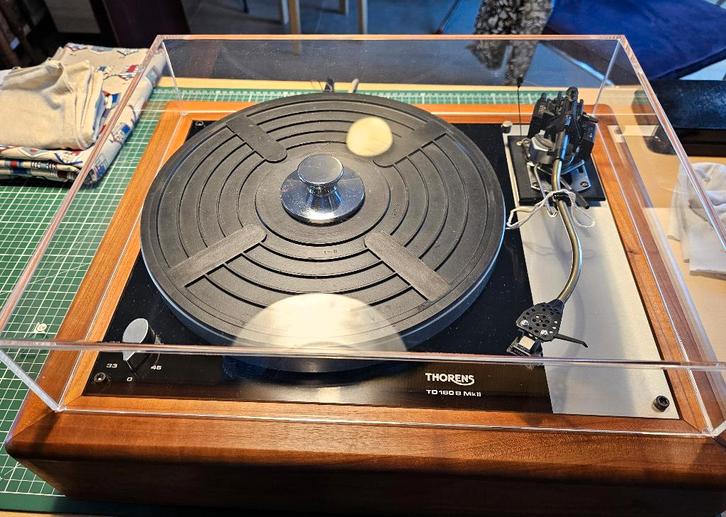 Thorens - Thorens TD 160B MK II Platenspeler, Audio, Tv en Foto, Platenspelers, Refurbished, Platenspeler, Thorens, Ophalen of Verzenden