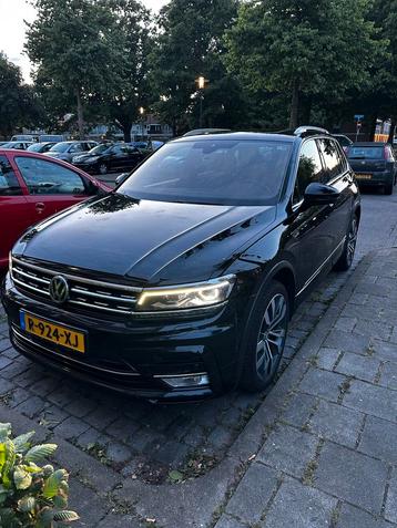 Volkswagen Tiguan 2.0 TDI 240pk 4Motion DSG 2017 Zwart beschikbaar voor biedingen