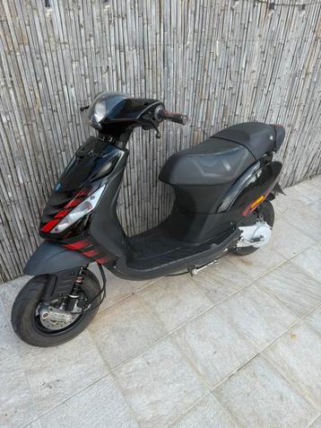 Piaggio zip SP H2O origineel 50cc SP2000  beschikbaar voor biedingen
