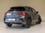 Volkswagen T-ROC 1.5 TSI R-Line Business / 150pk / Panorama, 150 pk, Bedrijf, SUV of Terreinwagen, 1500 kg
