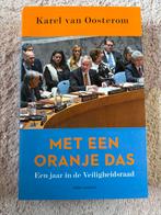 Met een Oranje Das - Karel van Oosterom, Boeken, Ophalen of Verzenden, Zo goed als nieuw, Politiek en Staatkunde, Wereld