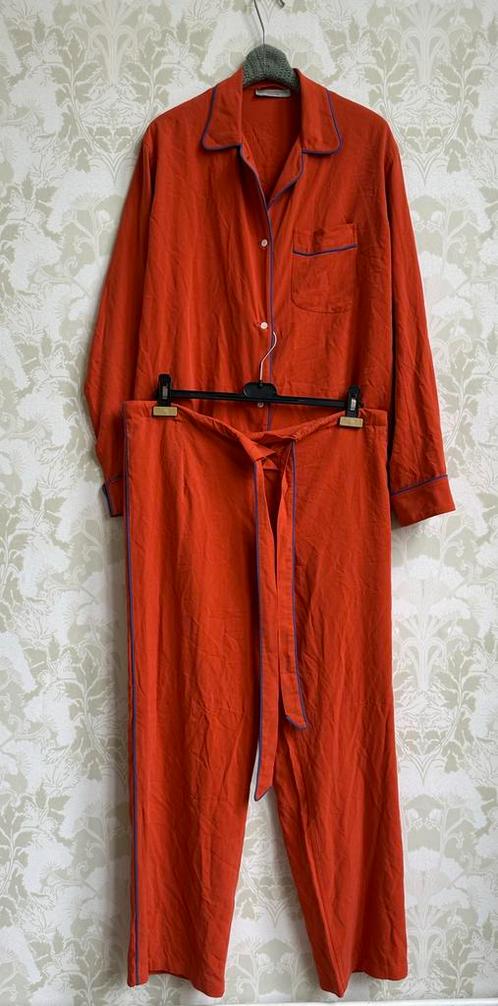 Holland & Holland Luxe zijde pijama set top broek oranje, Kleding | Dames, Pyjama's, Zo goed als nieuw, Maat 38/40 (M), Ophalen of Verzenden