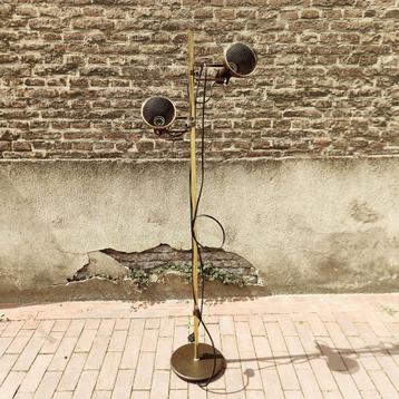 vloerlamp uit de jaren 70 beschikbaar voor biedingen
