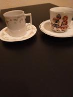 2 antieke kopjes van kinder servies je jaren 20, Ophalen, Zo goed als nieuw, Porselein, Kop en/of schotel