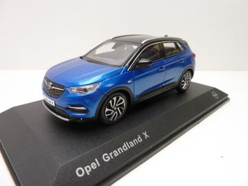 Opel Grandland X  '' opel collection 1/43 '' beschikbaar voor biedingen