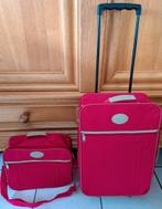 Kleine trolley en schoudertas (rood), Wieltjes, Zo goed als nieuw, Ophalen
