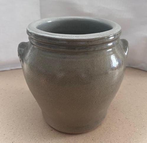 Puntgaaf Keuls Potje met mooi groenig glazuur, Antiek en Kunst, Antiek | Keramiek en Aardewerk, Ophalen of Verzenden