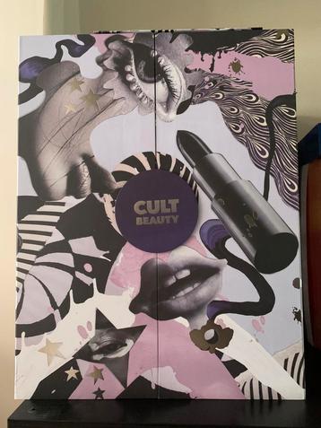 Cult beauty Advent Calendar Limited-Edition Curation beschikbaar voor biedingen
