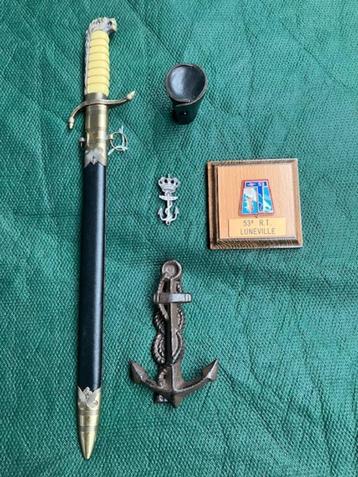 Lot militaria marine beschikbaar voor biedingen
